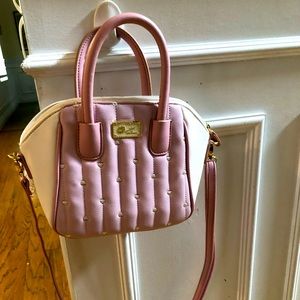 *New* Betsy Johnson Luv Betsy White and Pink shoulder and crossbody bag